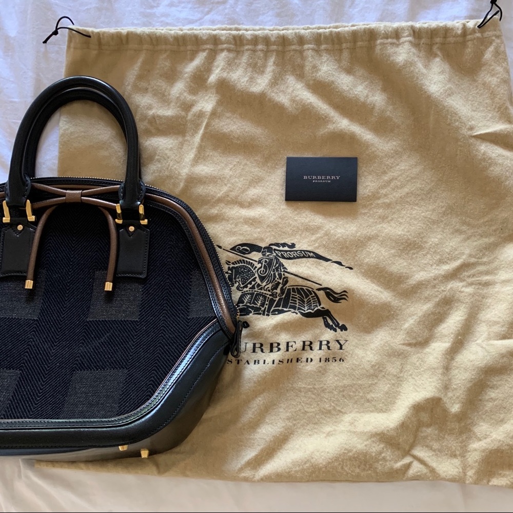 burberry orchard bag gold/black